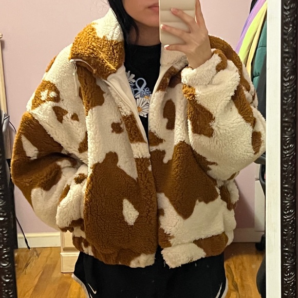 Urban Outfitters Jackets & Blazers - Medium - Olivia Print Brown Multi Sherpa Jacket